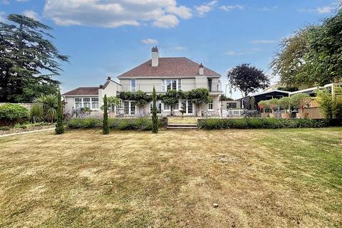 Holywell Exmouth Road, Exton, Exeter, EX3 0PQ