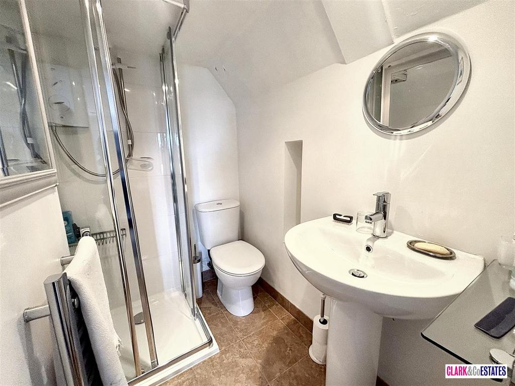 Ensuite