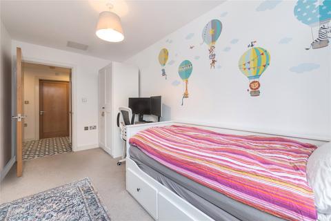 2 bedroom flat for sale - Settlers Court, 17 Newport Avenue, London