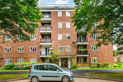 56 Edensor Gardens, London, W4 2QZ