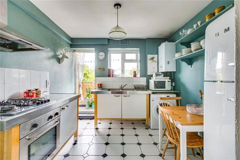 56 Edensor Gardens, London, W4 2QZ