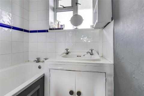 56 Edensor Gardens, London, W4 2QZ