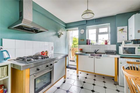 56 Edensor Gardens, London, W4 2QZ
