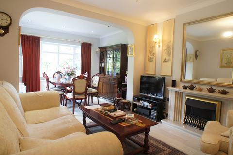 26 Elton Avenue, Barnet, EN5 2EA