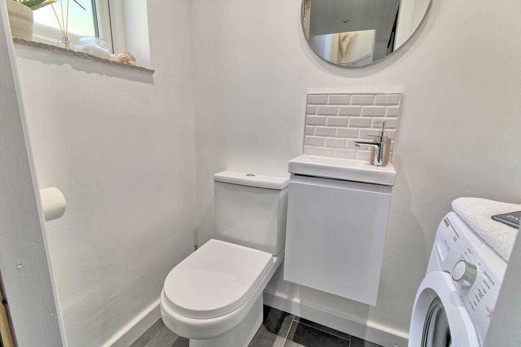 Guest Cloakroom