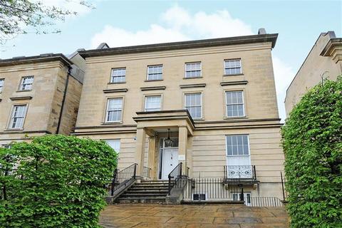 2 bedroom apartment to rent - Alexandra House, 16-171 Kings Road, Reading, RG1
