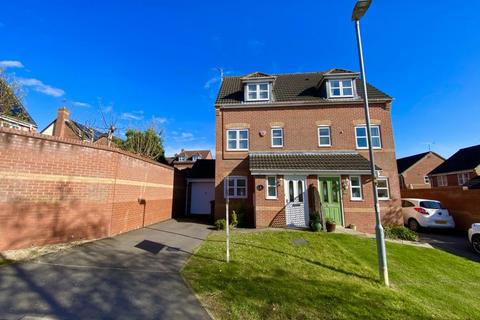 4 bedroom semi-detached house to rent, Celandine Close, Oadby, LE2