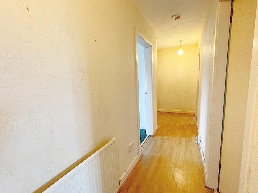 Spittal Road, Rutherglen G73 3 bed flat £49,995