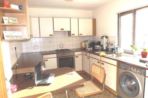 12, Greville Lodge Broadhurst Avenue, Edgware, HA8 8TL