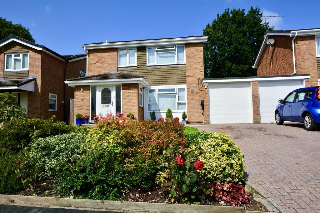 Burleigh Way, Crawley Down, West Sussex, RH10 5 bed link detached house £600,000