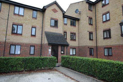 11 Plumtree Close, Dagenham, RM10 8UE