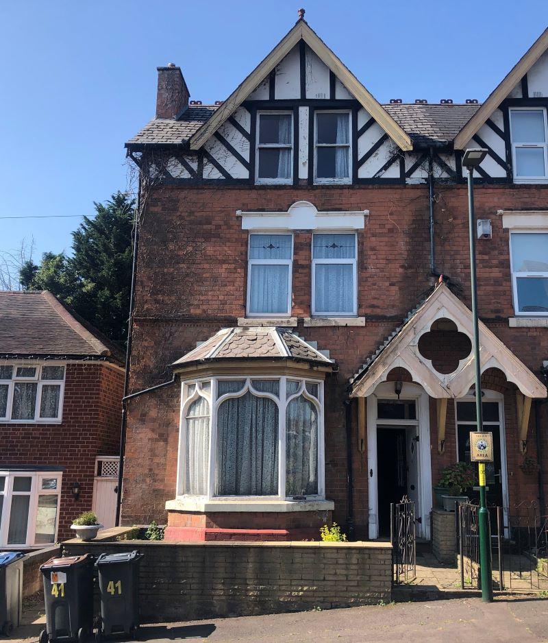 41 Harrison Road, Erdington... 6 bed semidetached house £79,000