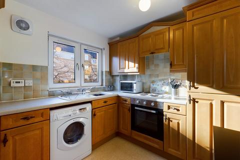 2 bedroom flat to rent, Easter Dalry Drive, Dalry, Edinburgh, EH11