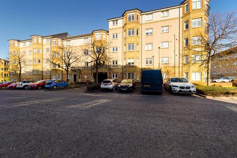 2 bedroom flat to rent, Easter Dalry Drive, Dalry, Edinburgh, EH11