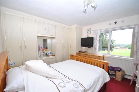 33 Greenways, Buntingford, SG9 9EG