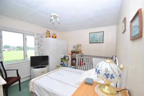33 Greenways, Buntingford, SG9 9EG