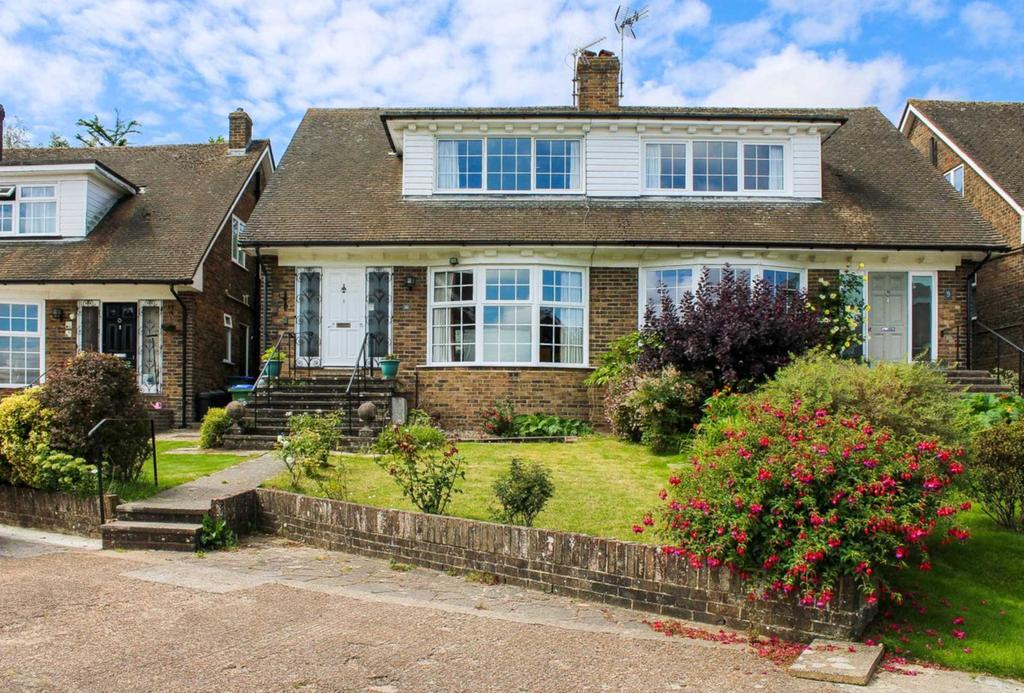 Rufus Close, Lewes 3 bed semidetached house £679,950