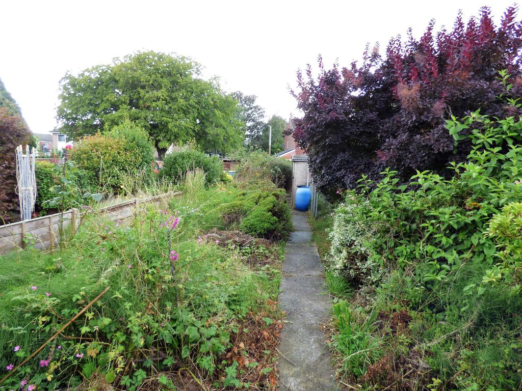 Prestbury Close, Great Moor, Stockport, SK2 3 bed end of terrace house