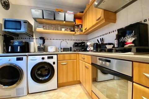 21 Brooke Grove, Ely, CB6 3WT