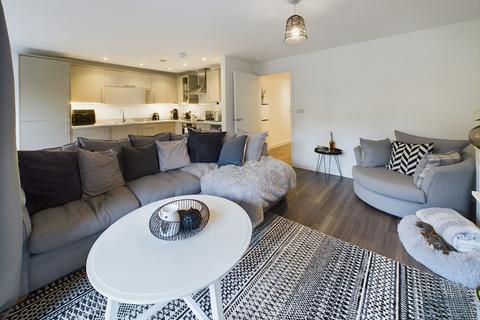 2 bedroom ground floor flat to rent - Silver Street, Trowbridge