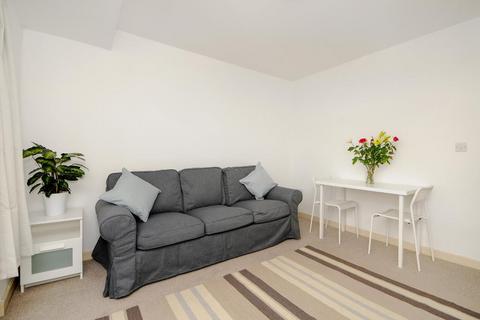 2 bedroom apartment to rent, North Way,  Headington,  OX3