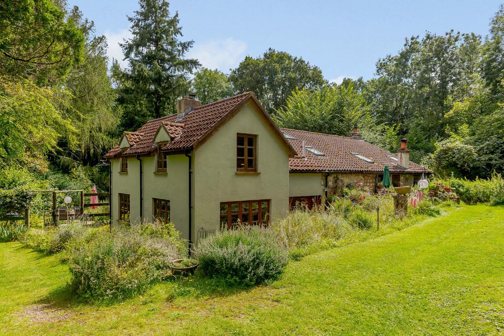 Symonds Yat 5 bed cottage £650,000