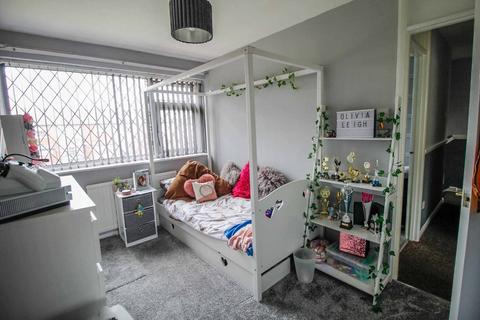 45 Aled Avenue, Rhyl, LL18 2HN