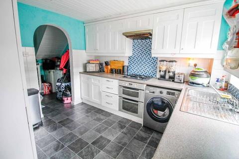 45 Aled Avenue, Rhyl, LL18 2HN