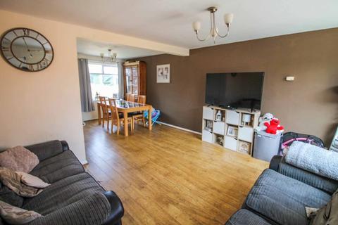 7 Aled Avenue, Rhyl, LL18 2HN