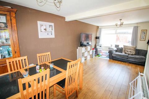 7 Aled Avenue, Rhyl, LL18 2HN