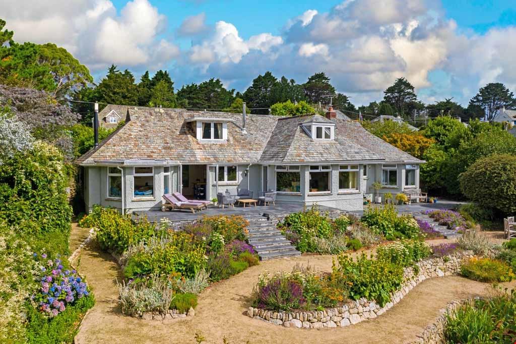 Bar Road, Helford Passage, Cornwall 5 bed detached house for sale £1,750,000