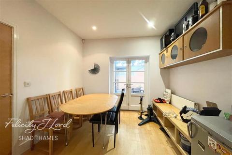 4 bedroom detached house to rent, Marcia Road, London, SE1
