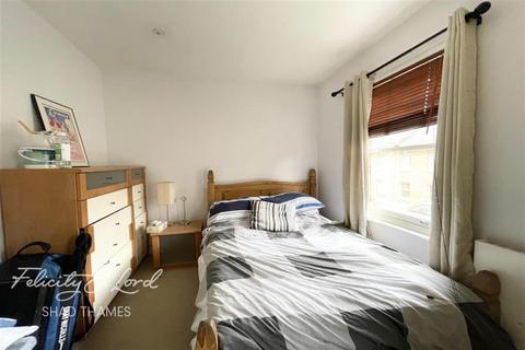 4 bedroom detached house to rent - Marcia Road, London, SE1