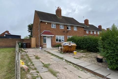 2 bedroom semi-detached house to rent, Remington Road, Walsall