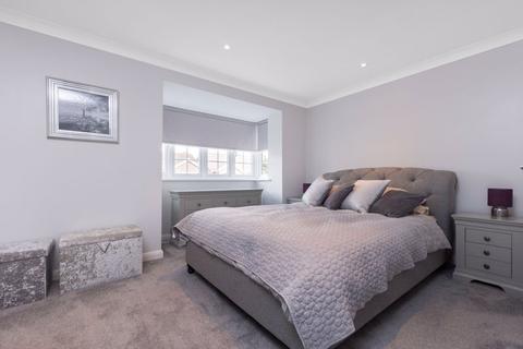 2 Hartlands Close, Bexley, DA5 1RL