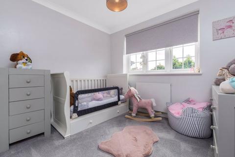2 Hartlands Close, Bexley, DA5 1RL