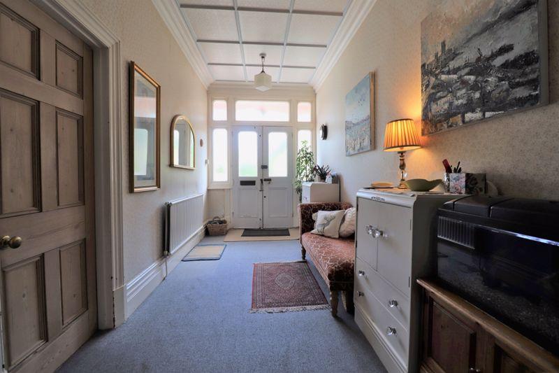 Silverdale Road, Burgess Hill, West Sussex 3 bed semidetached house