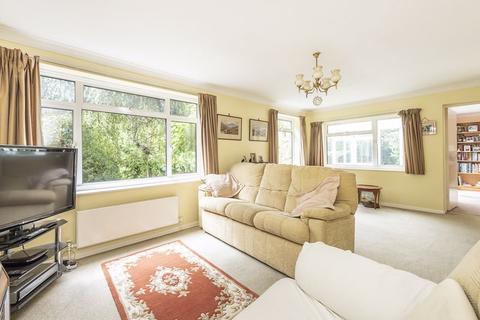 9 Broom Hill, Stoke Poges, Slough, SL2 4PU