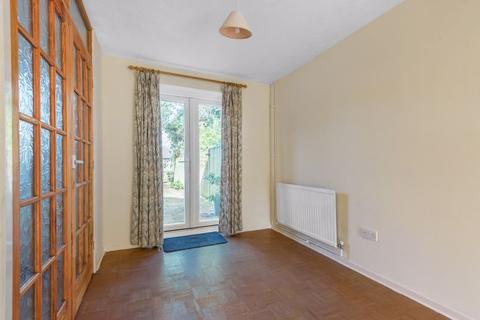 2 Pennyfields, Cranbrook, TN17 3BZ