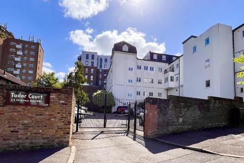 1 bedroom flat for sale, Childs Hill, London NW2