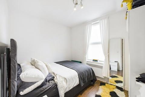 undefined, Queen Street, Maidenhead, Berkshire, SL6