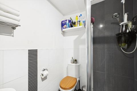 undefined, Queen Street, Maidenhead, Berkshire, SL6