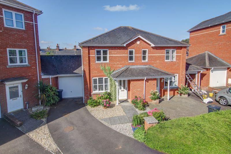 Horseguards, Exeter 3 bed semidetached house £400,000