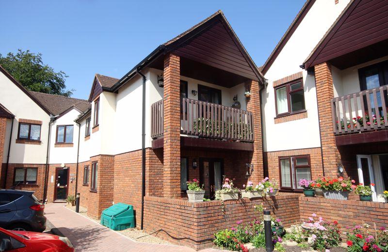 Princes Risborough 2 bed retirement property £308,500