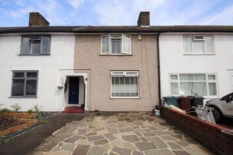 2 bedroom terraced house to rent, Ellerton Road, Dagenham RM9