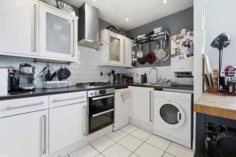 2 bedroom flat for sale, Florence House, Shooters Hill