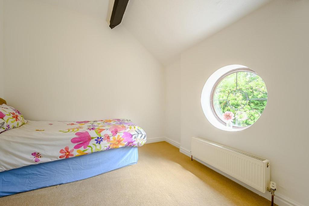 8473749-interior44.jpg