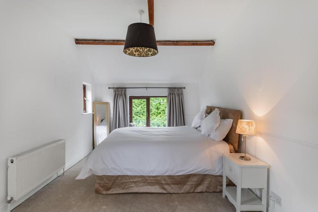 Glenfield master suite 2.jpg