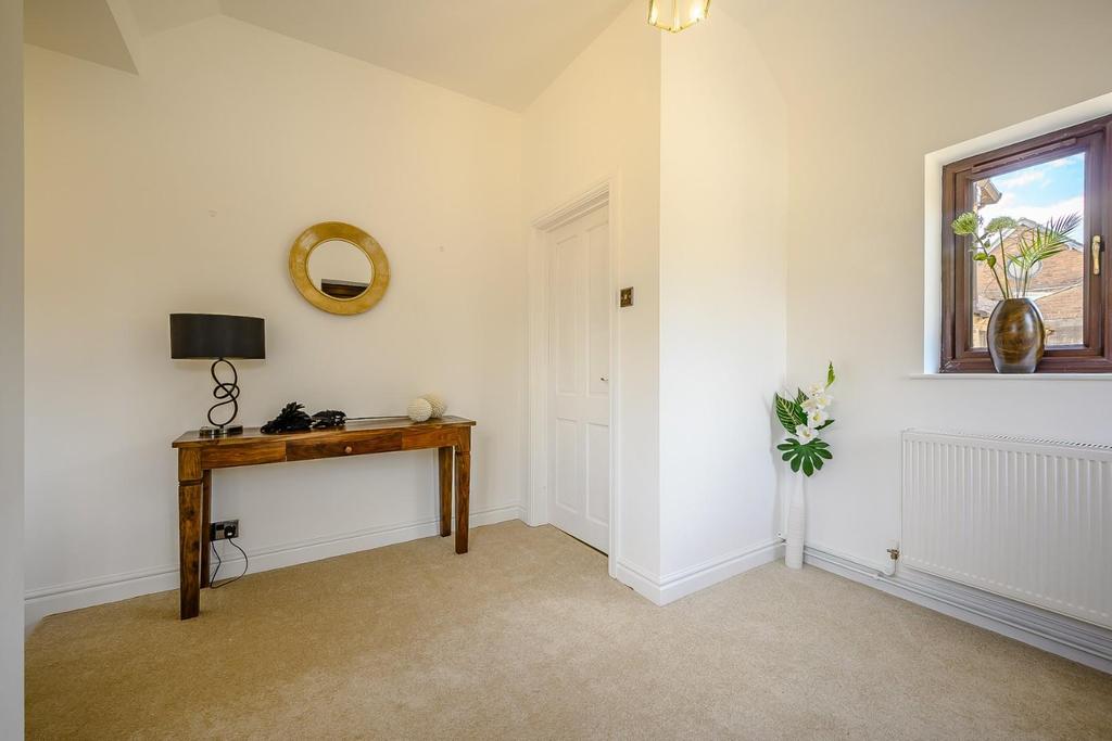 8473749-interior21.jpg