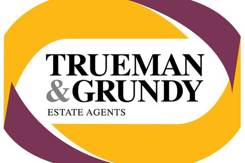 2 Field End, Farnham, GU9 9HZ